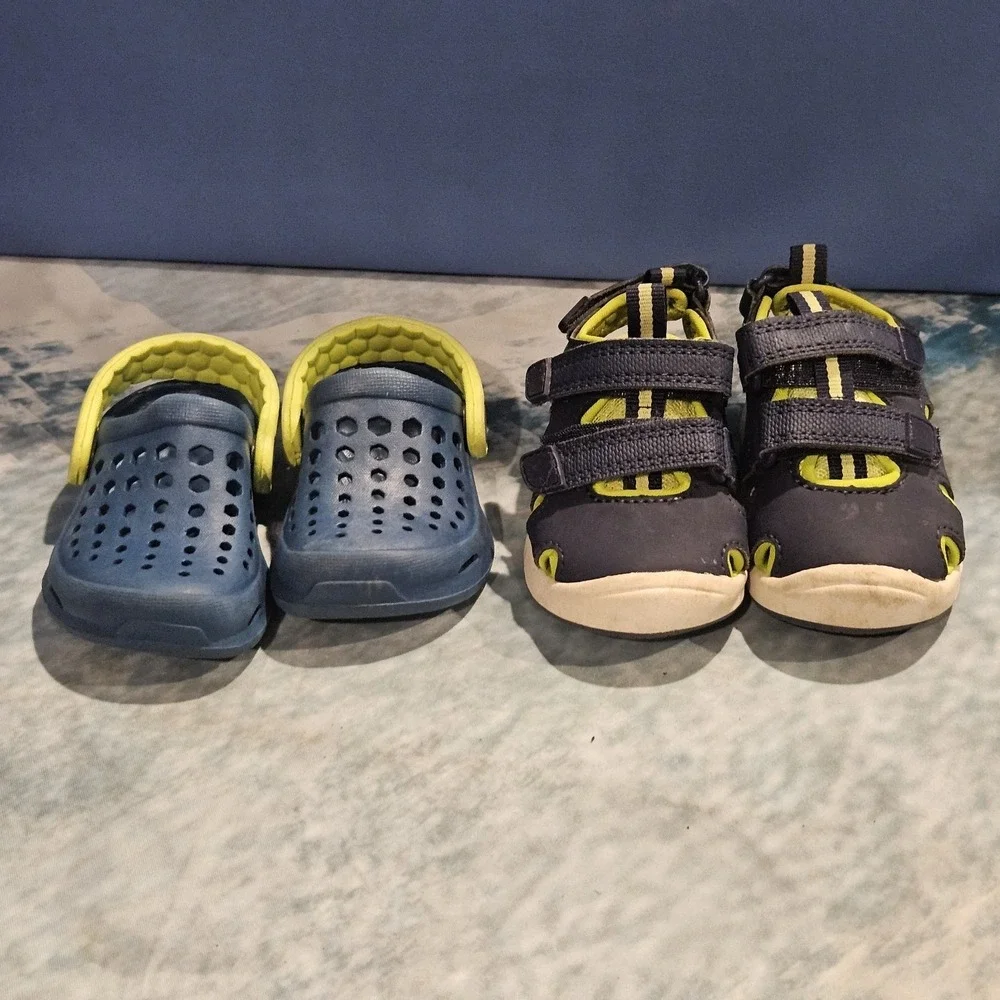 Toddler‎ Shoe Bundle Size 4/5 Joybees Clogs Size 5 Cat & Jack Sandals